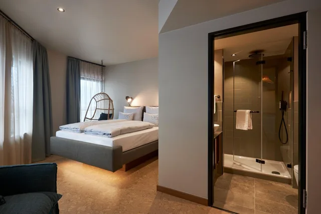 Roomy, Deluxe, Double Bed، Cocoon Salzburg 6/10