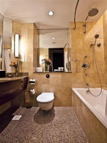 غرفة تنفيذية بسرير مزدوج، SHERATON TOWERS SINGAPORE 1/1