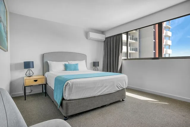 Room, Queen Bed, City Side، Gladstone Reef Hotel Motel 3/6