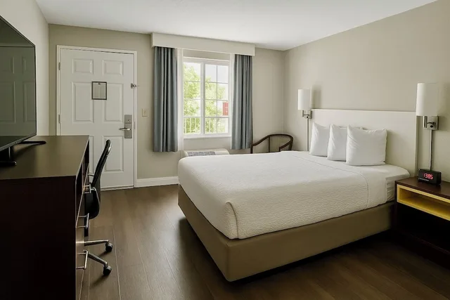 غرفة بسرير كوين بحوض استحمام لذوي الإعاقة، Days Inn by Wyndham Bradenton I-75 8/10