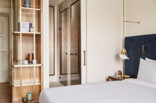Premium, Twin Beds, Andaz Prague 1/2