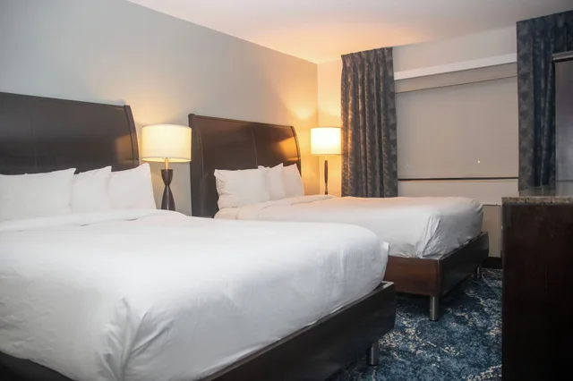 Renovated, Luxury, 2 Queen Beds, Smoking، Isle Casino Hotel Lula - A Caesars Rewards Destination 1/4