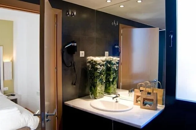 جناح بسرير مزدوج، Hotel Convento Santa Ana 2/2