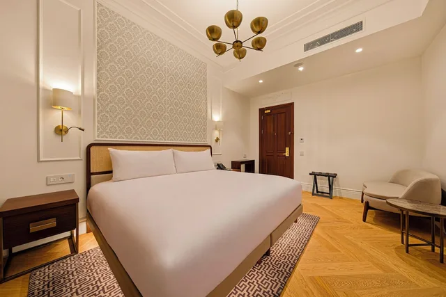غرفة غراند بسرير كينج، L'Union Han Istanbul, Vignette Collection by IHG 1/10