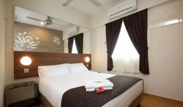 غرفة قياسية بسرير كوين، Tune Hotel Danga Bay 2/2