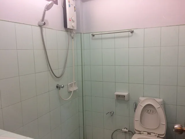 غرفة قياسية بسرير مزدوج وسرير فردي، Pen S Bungalow 8/10