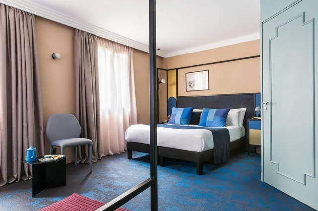 Superior, Twin Beds, LES CIGALES 3/7