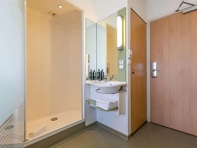 غرفة قياسية بسريرين منفصلين، Ibis Budget Porto Gaia 7/7