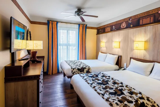 غرفة بسريرين مزدوجين، Disney S Hotel Cheyenne 1/3