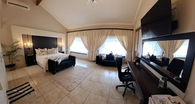 غرفة ديلوكس بسرير كينج، La Barune Guest House 3/10