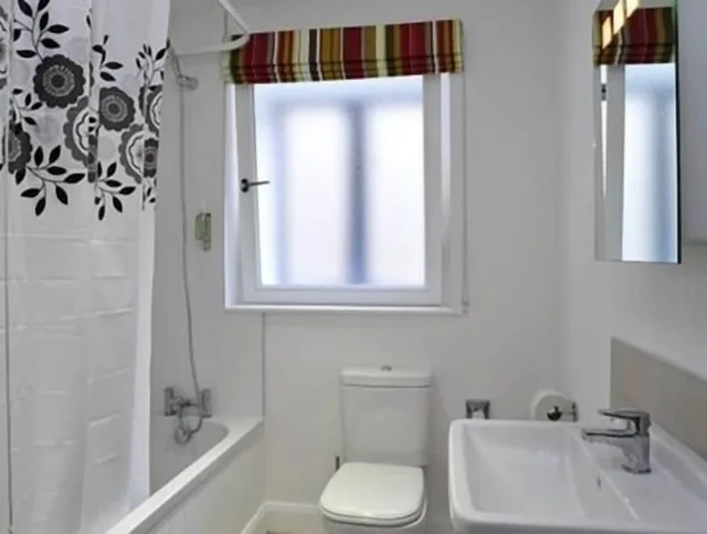 Town House, Apartment, 1 Double and 4 Single Beds, The Pyjama Factory 7/7