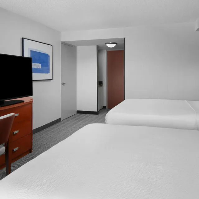 غرفة بسريرين كوين بشرفة، Courtyard by Marriott San Diego - Rancho Bernardo 7/10