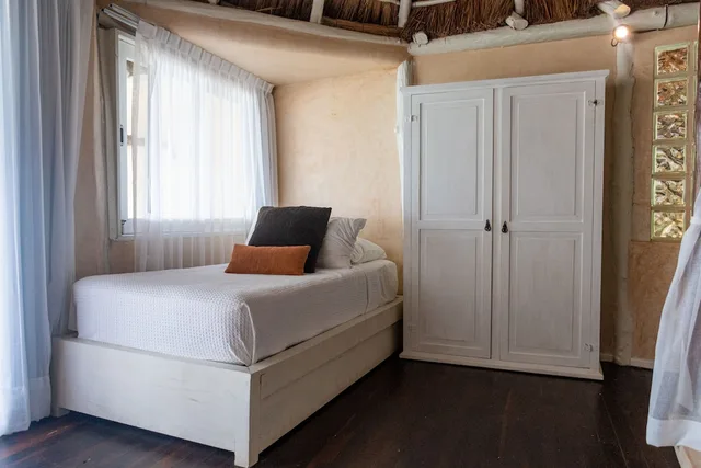 Deluxe, 1 King and 1 Single Beds, Ocean Front, Villa Las Estrellas 2/7
