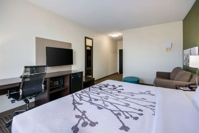 غرفة بسرير كينج، Sleep Inn & Suites Yukon Oklahoma City 3/8