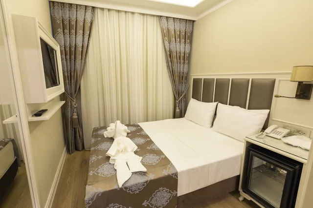 غرفة قياسية بسرير مزدوج، Villa Sweet Hotel 2/5