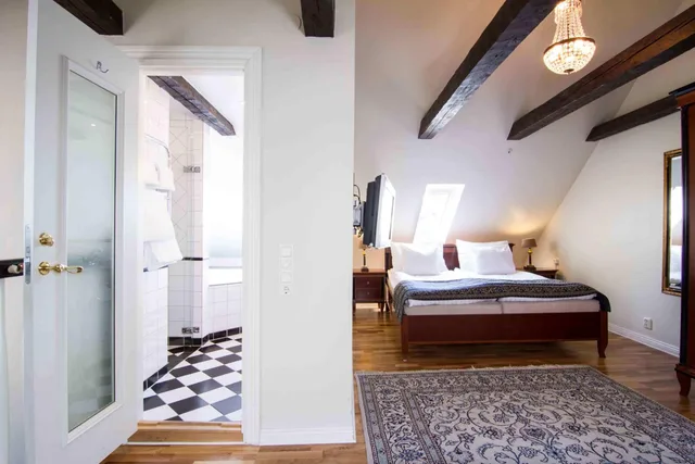 Mini, Suite، Mayfair Hotel Tunneln 4/6