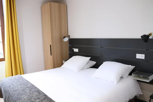 غرفة كلاسيكية بسرير مزدوج وسرير فردي، Hotel Athanor 2/2