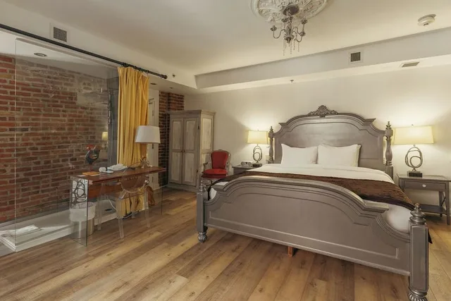Junior Suite, Murphy Bed، Auberge Place D Armes 5/10