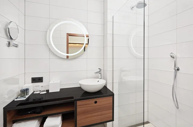 جناح جونيور بسرير مزدوج، Hotel Ork 4/5
