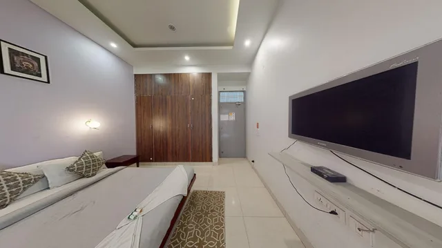 Private, Deluxe, Double Bed، Zostel Jaipur 2/3