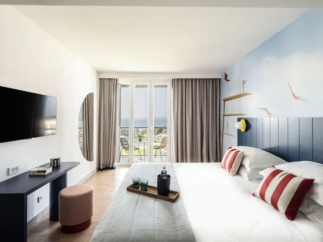 2 Bedrooms, Family Suite, King Bed, 3 Beds, Partial Sea View, 2 Bathrooms, Falkensteiner Family Hotel Diadora 1/3