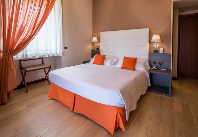 غرفة قياسية بسرير فردي بإطلالة على الحديقة، Best Western Regina Elena 4/10