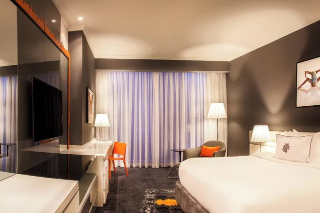 غرفة ديلوكس بسرير كينج، Sortis Hotel, Spa & Casino 3/6