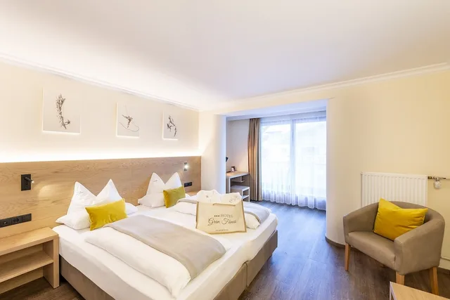 Deluxe, Triple, 3 Beds, Hotel Gran Fanes 1/4