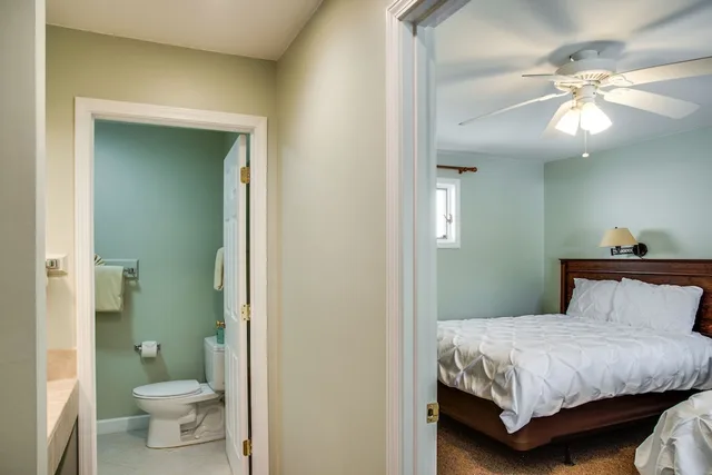 جناح ديلوكس بغرفة نوم واحدة مع أريكة، Boxwood Lodge Blowing Rock near Boone-University 1/5