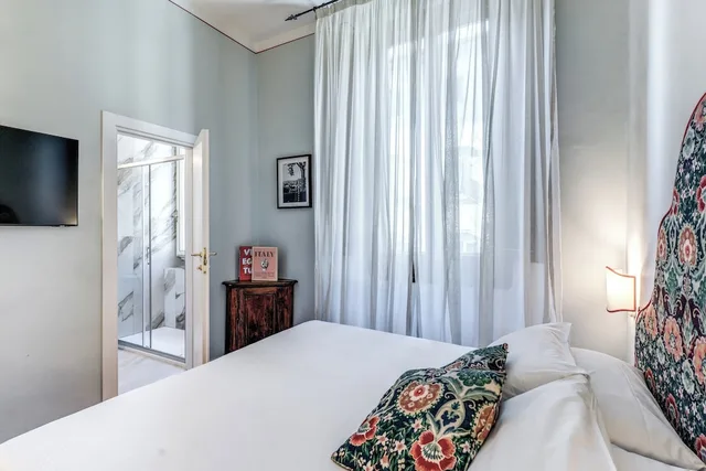 غرفة قياسية بسرير مزدوج وسريرين منفصلين، The Galileo Hotel 6/10