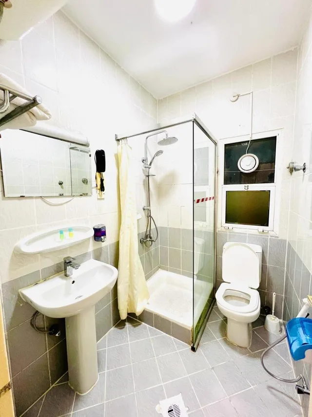 Room, King Bed, Al Ahrar Hotel 8/8