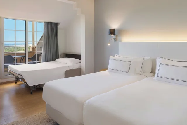 The Level, Family, Twin Beds, Sea View, Sofa, Melia Atlantico Isla Canela 3/5