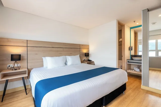 غرفة بريميوم بسرير كينج، Pop Art Hotel Y Centro De Convenciones 4/10