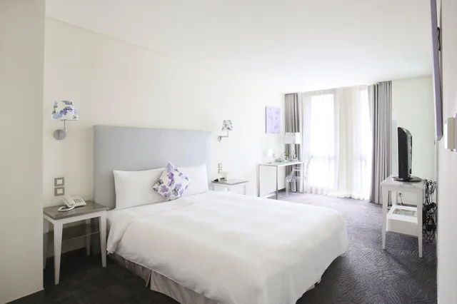 غرفة إليت بسرير كوين، Ambience Hotel 3/10