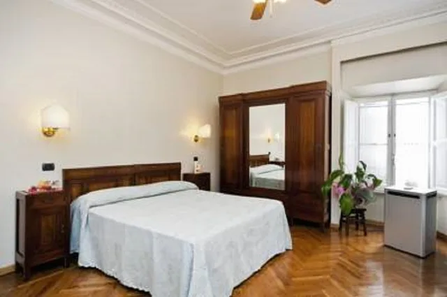 غرفة اقتصادية بسرير مزدوج، Hotel Trevi Collection 1/1