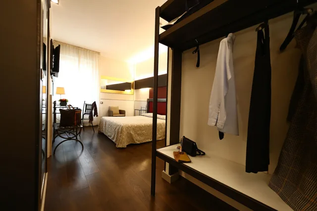 غرفة ثلاثية بثلاثة أسرّة، Hotel Italia 10/10