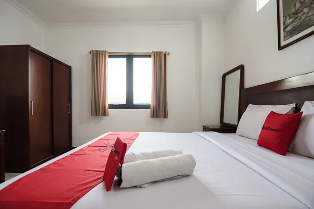 Reddoorz, Double Bed، Reddoorz @ Buah Batu 5/7