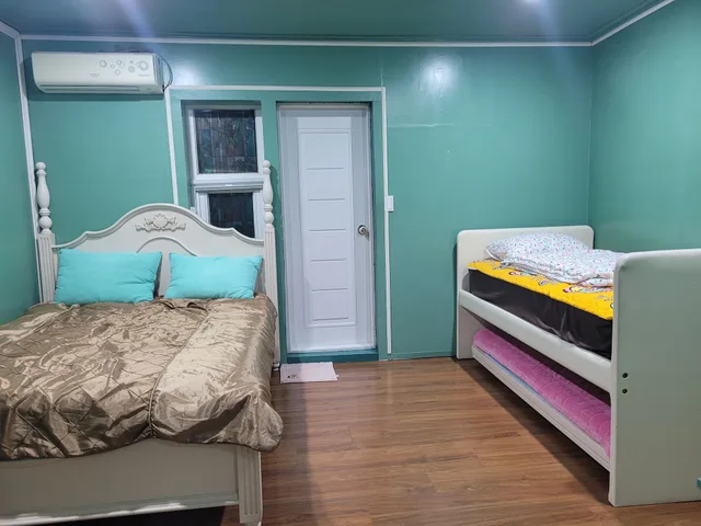 Private House, 1 Double and 2 Bunk Beds, 3 Queen Beds، Vision Guest House 2/10