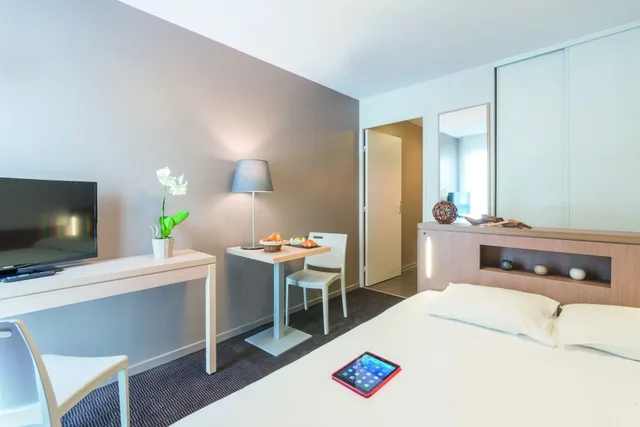 Studio Double 2 Max، Appart City Classic Nantes Quais de Loire 8/10