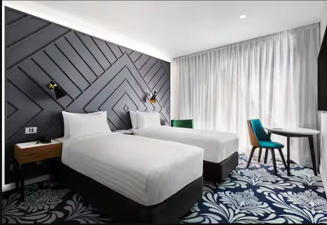 Family, 2 Bathrooms، West Hotel Sydney Curio Collection By Hilton 1/3