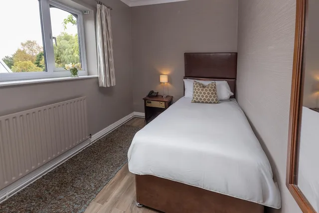 غرفة مريحة قياسية بسرير فردي، Brackenborough Hotel, BW Signature Collection 1/2