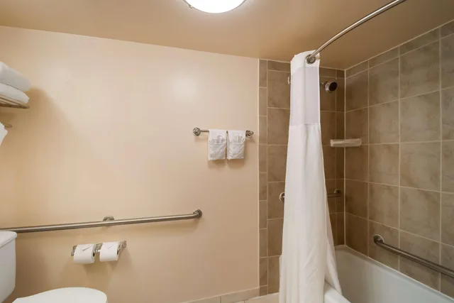 غرفة بسرير مزدوج لذوي الإعاقة، Best Western Springfield 4/4