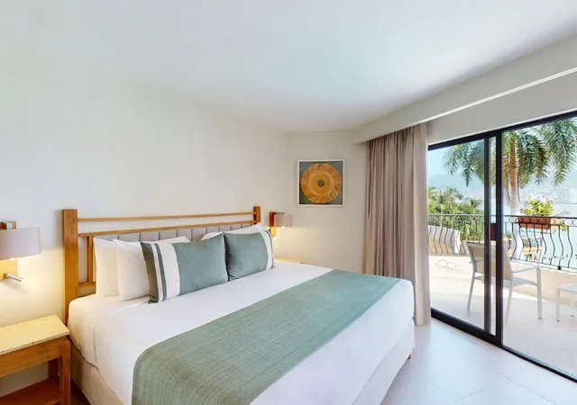 غرفة سوبيريور ديلوكس بسرير كينج، Park Royal Beach Acapulco - All Inclusive 5/8
