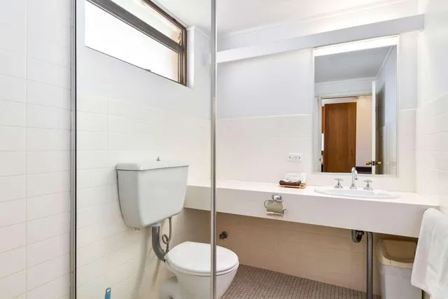 Upgrade, King Bed, Quality Inn Dubbo International 3/3