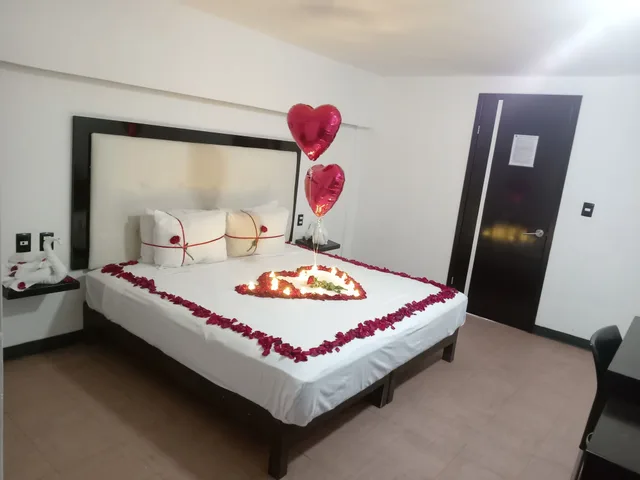 غرفة قياسية بسرير كينج بإطلالة على البحر، Hotel Essens by Kavia 1/10