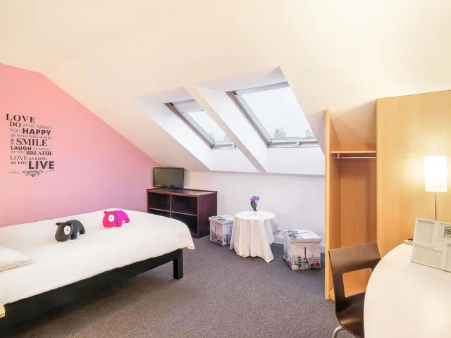 Room, Multiple Beds، Ibis Praha Wenceslas Square Hotel 3/3