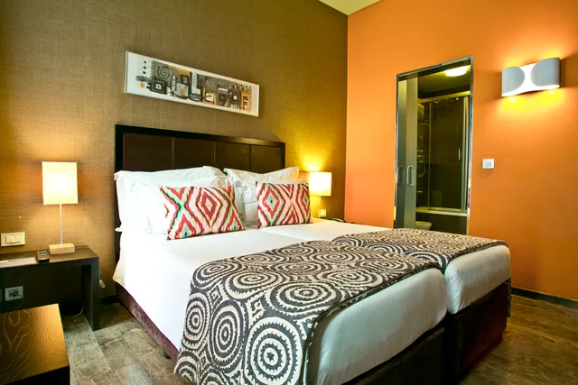 Inner, Double or Twin Bed, with View, Internacional Design Hotel 3/4