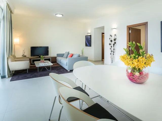 غرفة بسريرين مزدوجين بغرفتي نوم، Aparthotel Adagio Abu Dhabi Al Bustan 6/10