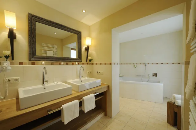 جناح بريميوم بسرير كينج بإطلالة على الجبل، STAUDACHERHOF 3/3