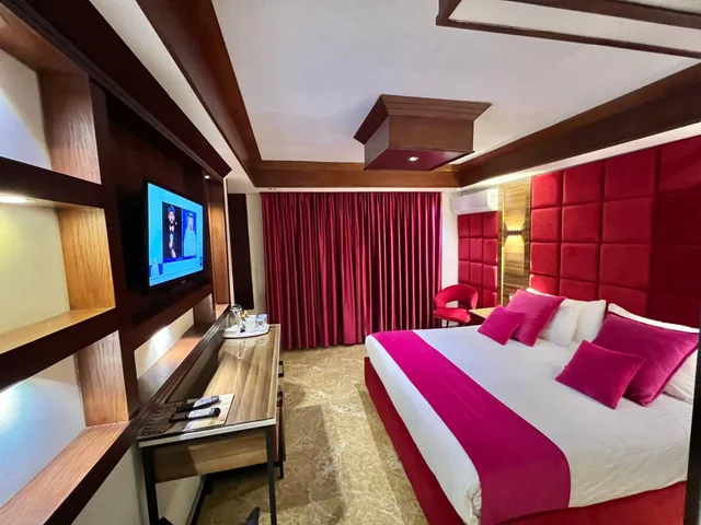family suite, Petra Sella Hotel 6/10